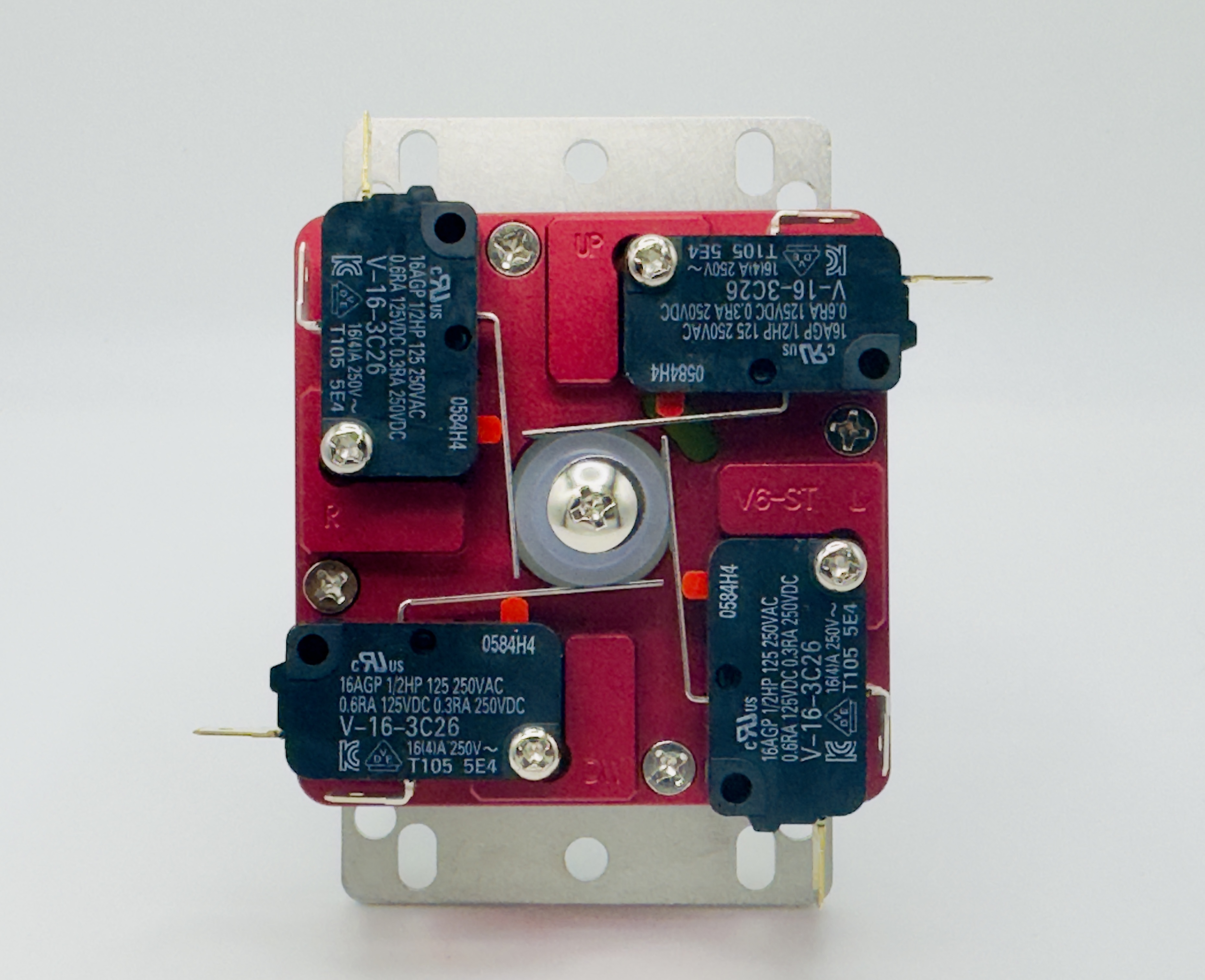 V6-ST actuator and lower retaining bolt